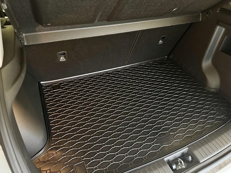 Hyundai Kona (2020) EV ELEKTRIC 100Kw 1 MAJITEL KA - fotka 51 z 53