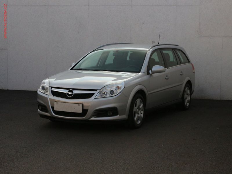 Opel Vectra (2006) 1.9 CDTI, ČR, bixen, autoAC - fotka 3 z 3
