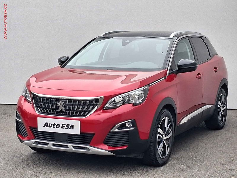 Peugeot 3008 (2018) 1.2 PT, Allure, navi, kamera - fotka 3 z 17