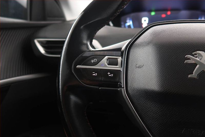 Peugeot 3008 (2017) 1.6 BlueHDi, Serv.kniha, Navi - fotka 18 z 19