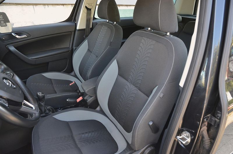 Škoda Yeti (2014) 1.4 TSi Adventure XENON /TAŽNÉ - fotka 17 z 34