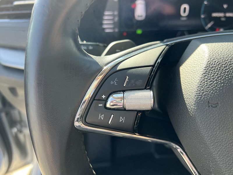 Škoda Octavia (2021) 2,0TDi 110kW AMBITION DSG 4x4 - fotka 16 z 41
