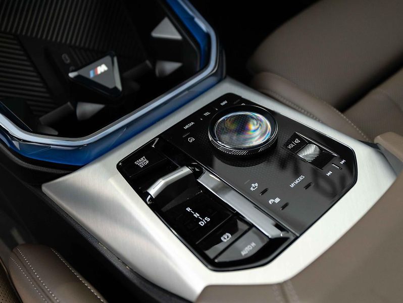 BMW X3 30e xDrive - fotka 17 z 23