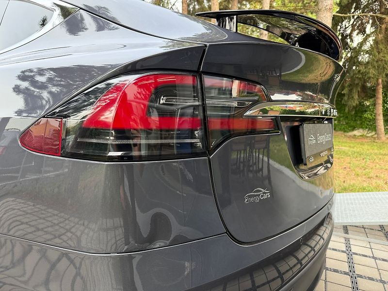 Tesla Model X Performance Ludicrous Mode - fotka 9 z 42