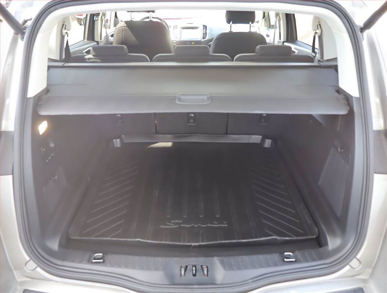 Ford S-MAX (2017) 2.0 TDCi, 4X4, Automat, Navi - fotka 14 z 19