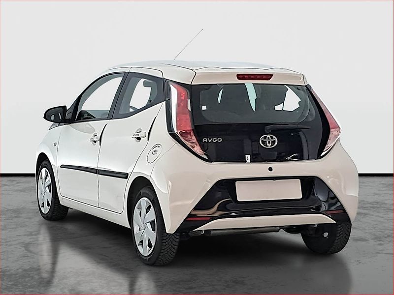 Toyota Aygo (2017) 1.0 VVT-i, Tempomat - fotka 4 z 14