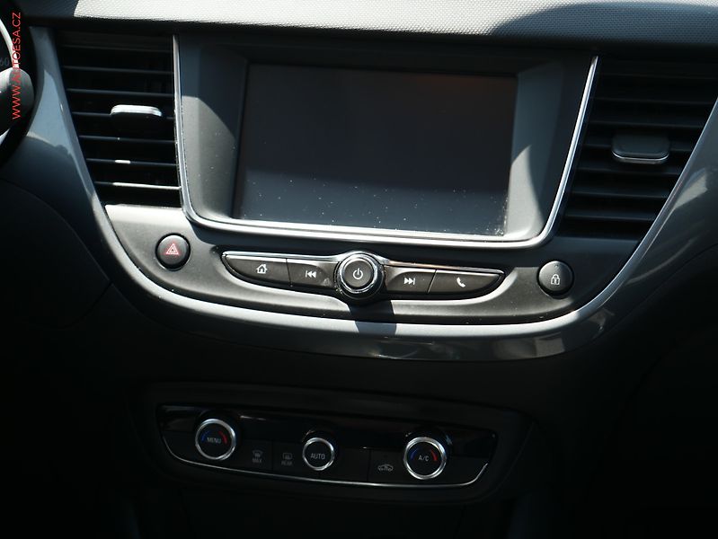 Opel Crossland (2021) 1.2 T, ČR, Innovation, AT, - fotka 9 z 26