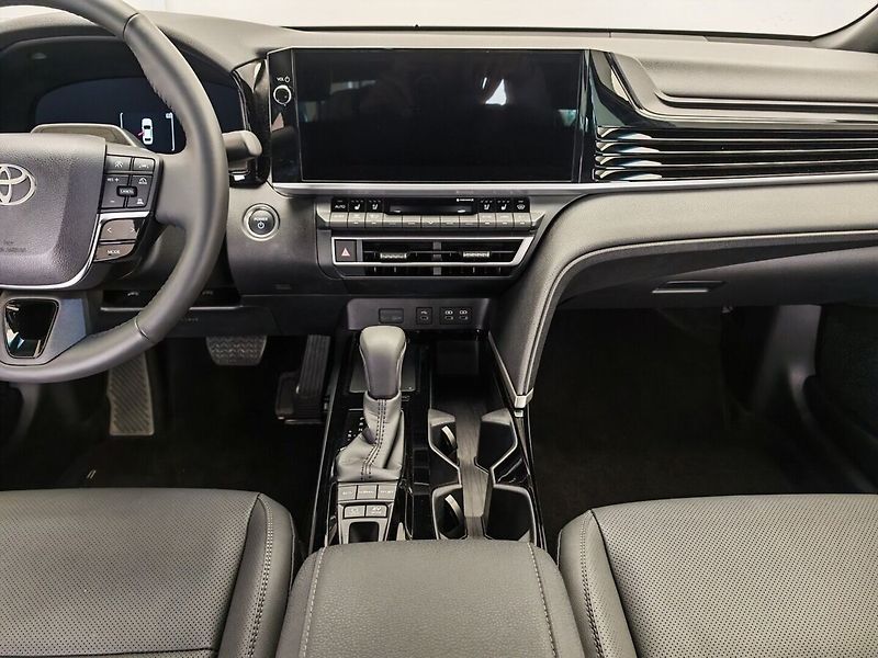 Toyota Camry 2.5 Hybrid Prestige - fotka 10 z 37