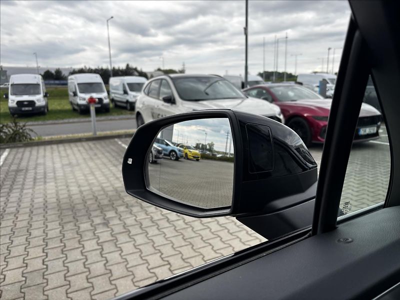 Audi Q7 3,0 TDI 210kW quattro S-line - fotka 12 z 42