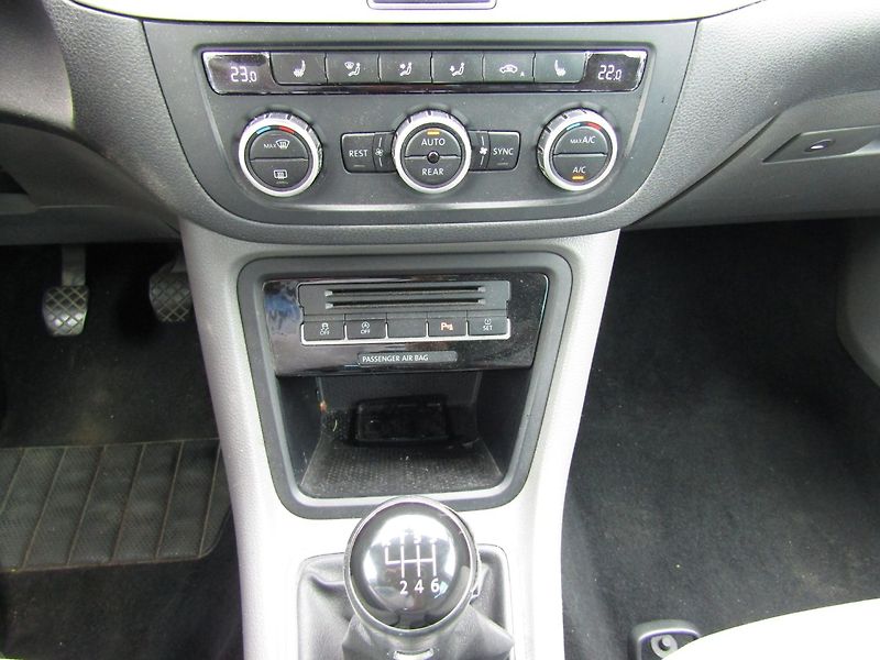 Seat Alhambra (2014) 2.0 TDI 103kW 4KIDS - fotka 30 z 44