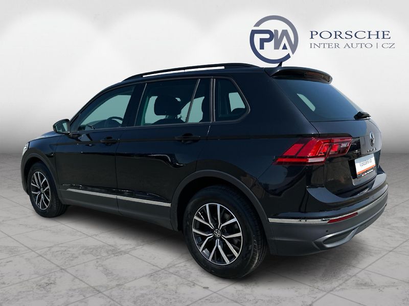 Volkswagen Tiguan 2,0 TDI 110 kW Business Premiu - fotka 4 z 21