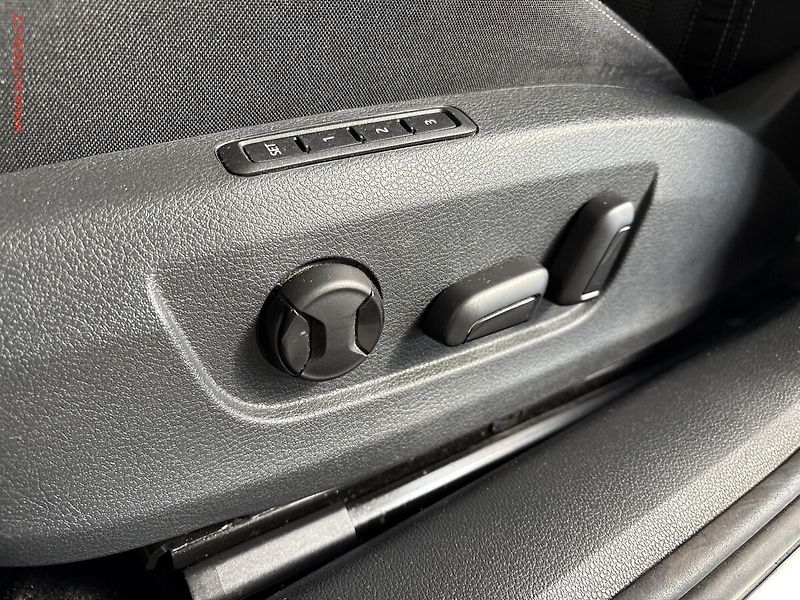 Škoda Superb (2023) 2.0 TDi, 1.maj,ČR, Style - fotka 13 z 18