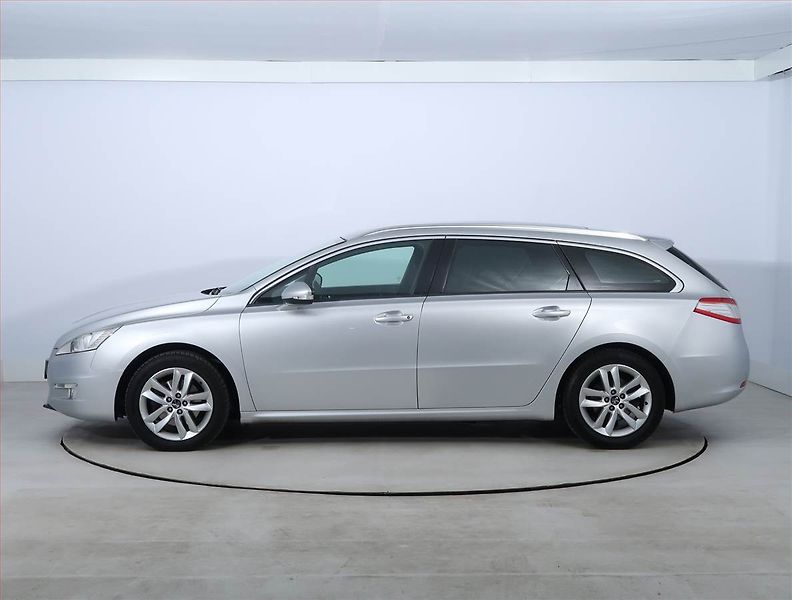 Peugeot 508 (2014) 2.0 HDi, Automat, Navi - fotka 3 z 22