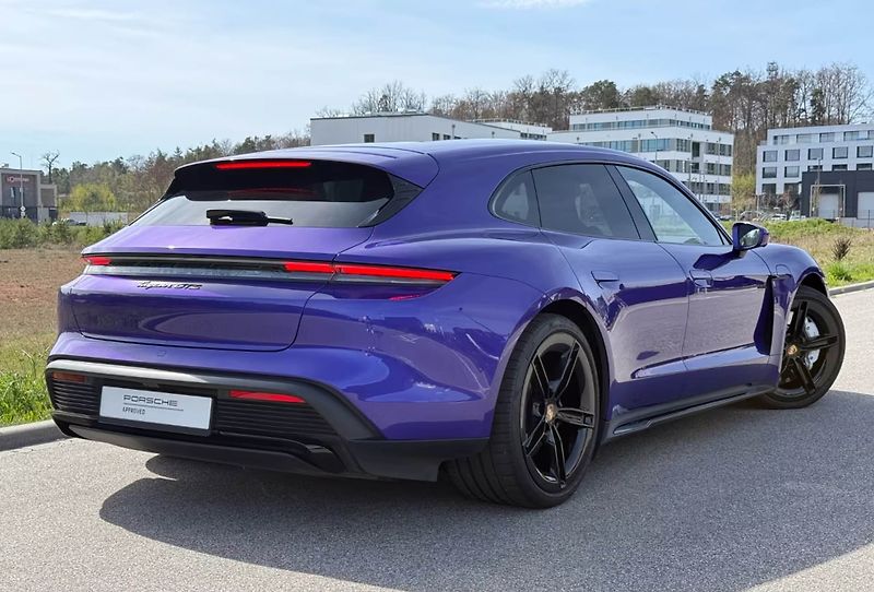 Porsche Taycan GTS Sport Turismo HuD 360 Inno - fotka 8 z 28