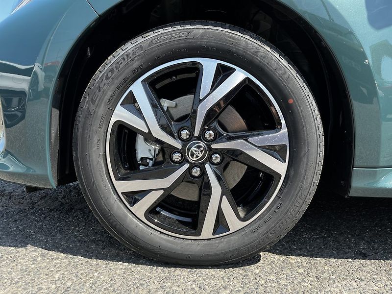 Toyota Yaris 1.5 Hybrid Style ODBĚR IHNED - fotka 11 z 27