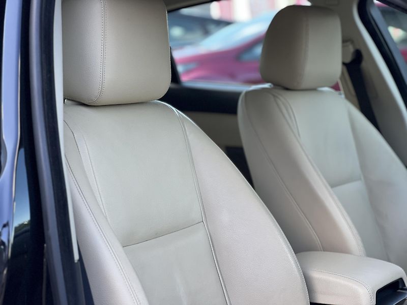 Jaguar XF 3.0D AUTOMAT KŮŽE NAVI KAMERA  - fotka 39 z 51