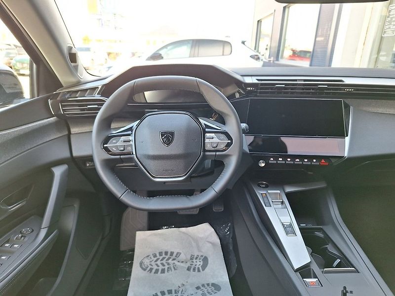 Peugeot 408 (2026) ALLURE Hybrid 145 e-DCS6 - fotka 11 z 16