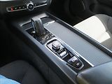 Volvo V60 2,0 D 145kW Momentum mHEV AUT - náhled 13