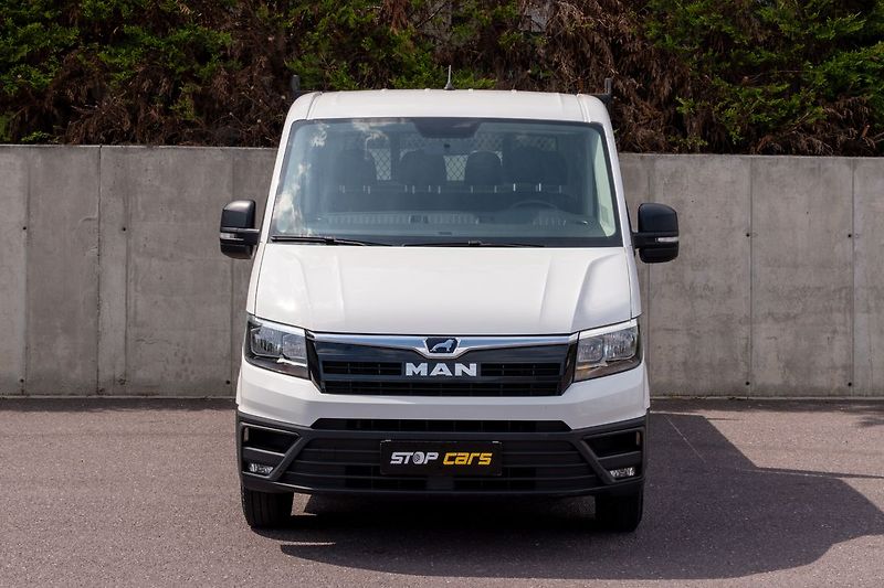 Volkswagen Crafter 2.0TDI 7.MÍST*DPH*DOUBLECAB* - fotka 2 z 28