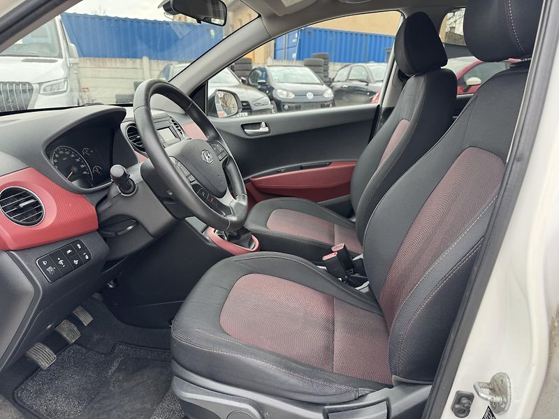 Hyundai i10 (2017) 1.2 64KW 1.Majitel 104000km! - fotka 19 z 29