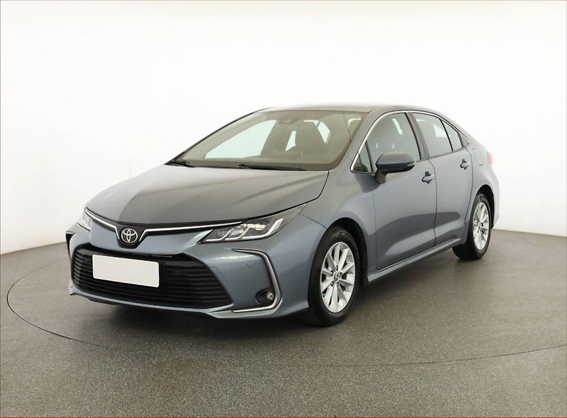 Toyota Corolla (2020) 1.6 Valvematic, Serv.kniha - fotka 2 z 17