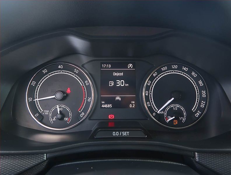 Škoda Kamiq (2022) 1.0 TSI, Serv.kniha, Tempomat - fotka 11 z 19