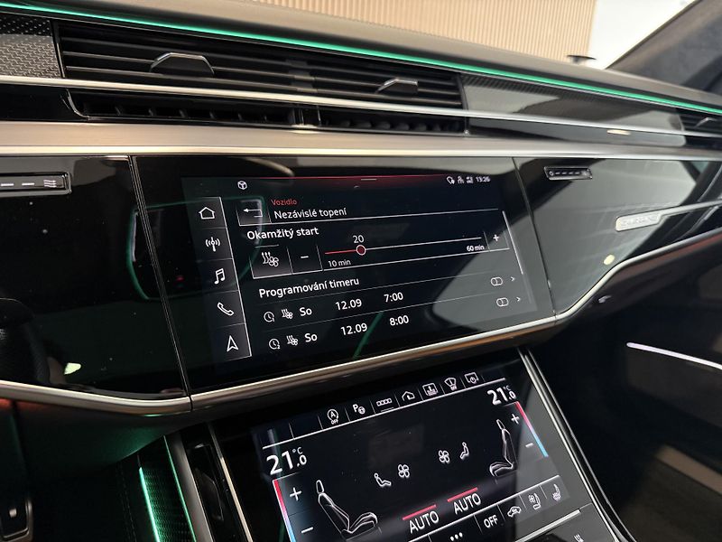 Audi S8 B&O-Adv. Carbon Matrix Pano TV - fotka 41 z 52