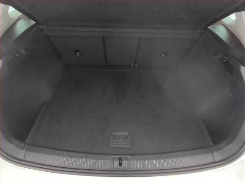 Volkswagen Tiguan (2017) R-Line 2.0 TDI, 4X4, Automat - fotka 14 z 20