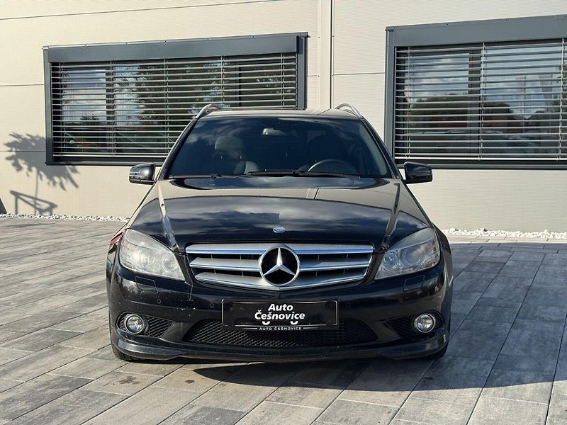 Mercedes-Benz Třídy C (2010) AMG 2,2 CDI 125 KW Automat - fotka 2 z 31