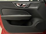 Volvo V60 T6 AWD DARK PLUS RECHARGE AUT - náhled 47