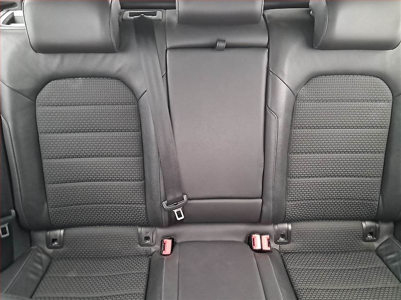 Volkswagen Golf (2013) 1.6 TDI, Tempomat - fotka 10 z 18