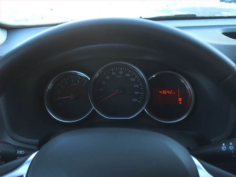 Dacia Sandero (2018) 1.0 SCe, Serv.kniha - fotka 11 z 13