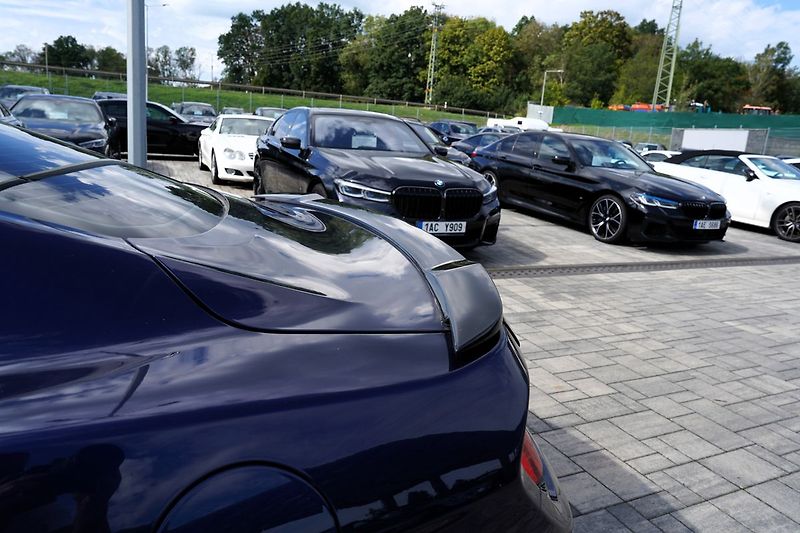 Ford Mustang 5.0 GT V8 330 KW/AT/GT 500/DPH - fotka 13 z 25