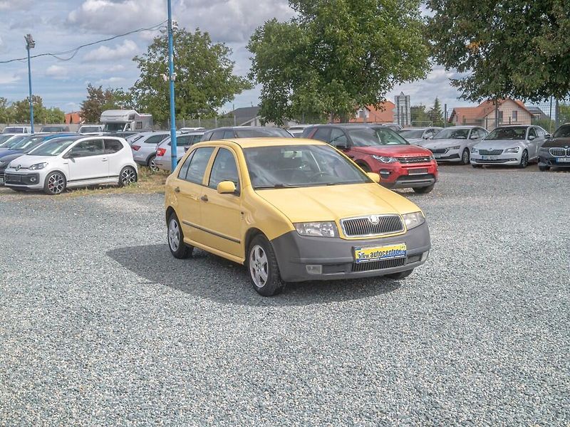 Škoda Fabia (2002) ČR 1.4i 44KW – 3/2028 - fotka 2 z 17