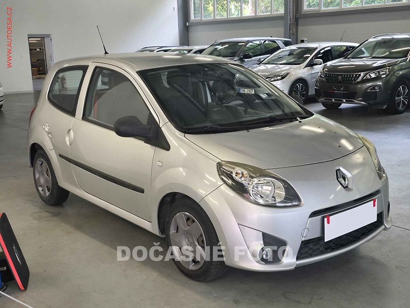 Renault Twingo (2010) 1.2i, 2.maj - fotka 1 z 3