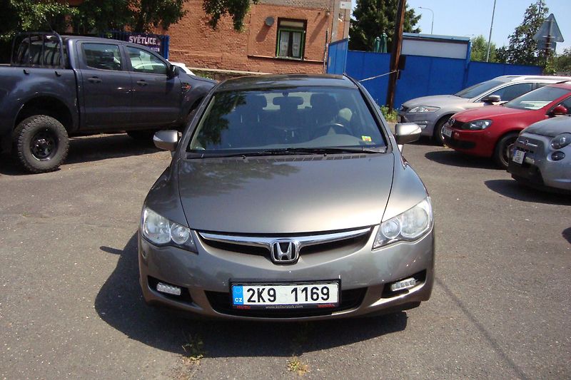 Honda Civic (2010) 1.8 i-vtec,ČR,1.Maj.Pra.servis - fotka 2 z 66