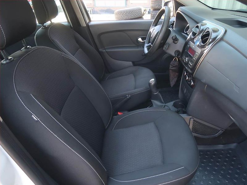 Dacia Logan (2017) 1.0 SCe, Serv.kniha - fotka 9 z 15