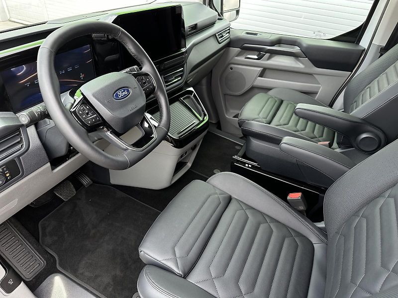 Ford Tourneo Custom - fotka 13 z 51