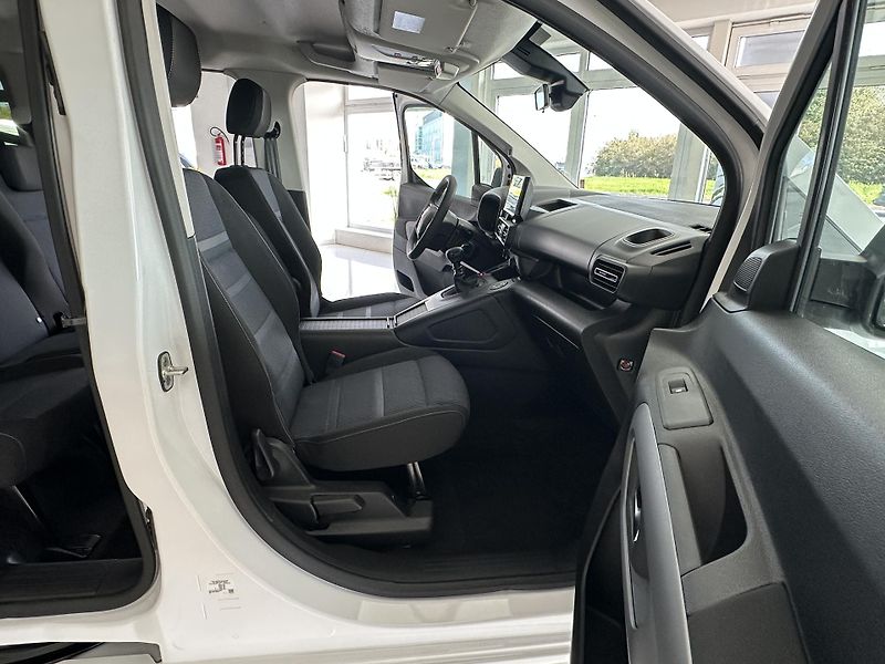 Fiat Qubo L (2026) Icon 1,2 Turbo 110k MT6   - fotka 14 z 21