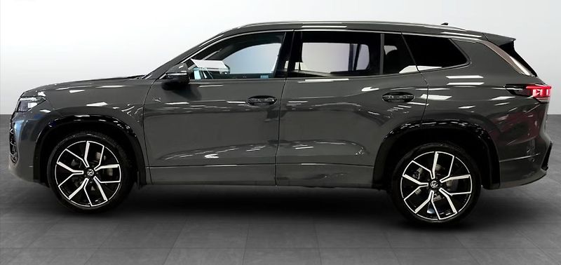 Volkswagen Tayron 2.0 TDI 4M 7 míst Pano. 360k - fotka 2 z 15