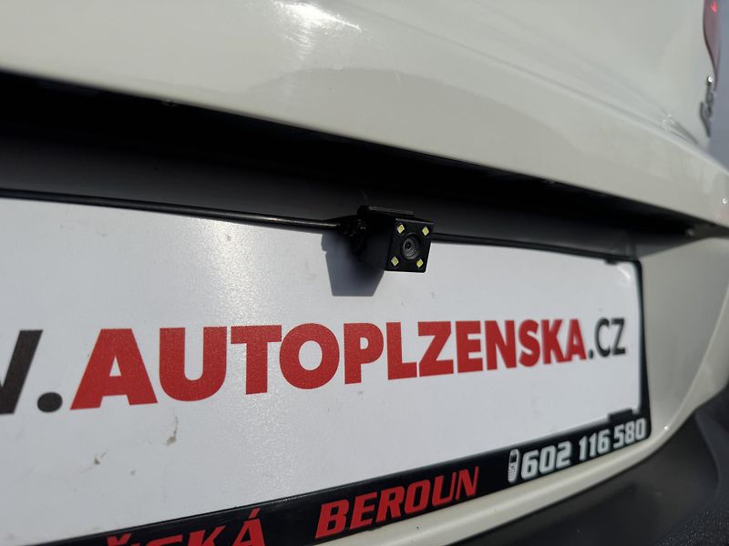 Volkswagen Tiguan 1.4TSi. Rezervace  - fotka 43 z 67