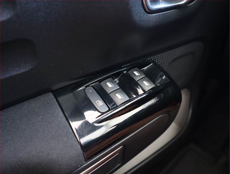 Citroën C3 (2018) 1.2 PureTech, Serv.kniha - fotka 13 z 20