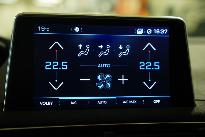 Peugeot 3008 - fotka 22 z 26