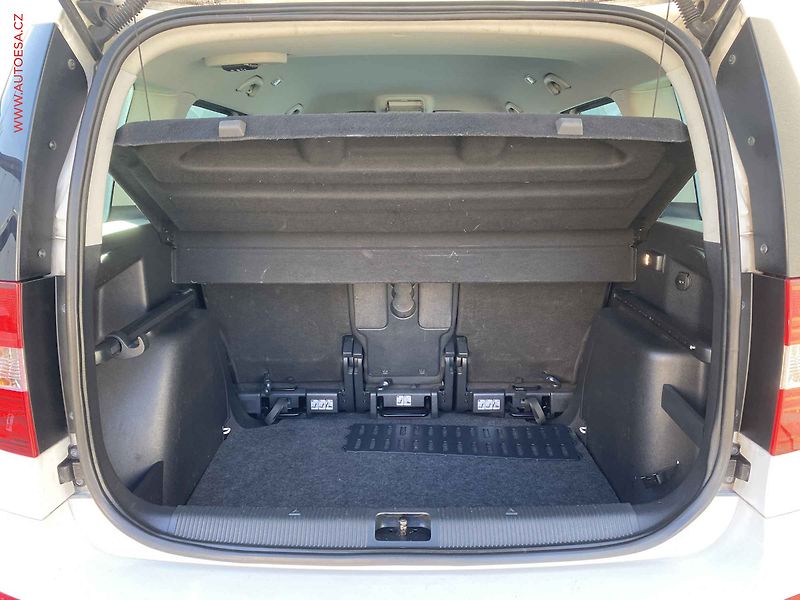 Škoda Yeti (2014) 2.0 TDi 4x4, DSG, xenon - fotka 7 z 17