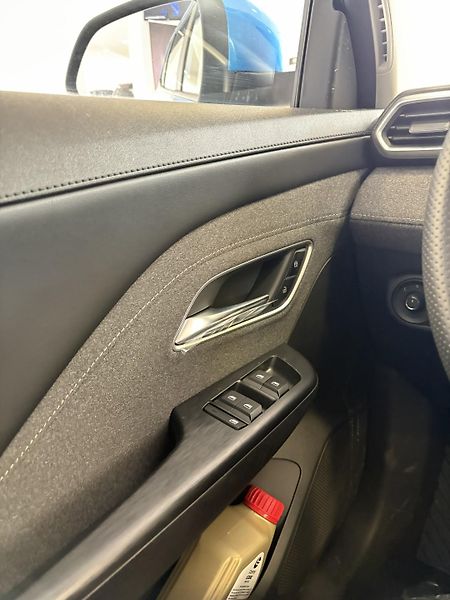 MG ZS (2025) 1.5 essential (excite) - fotka 12 z 15