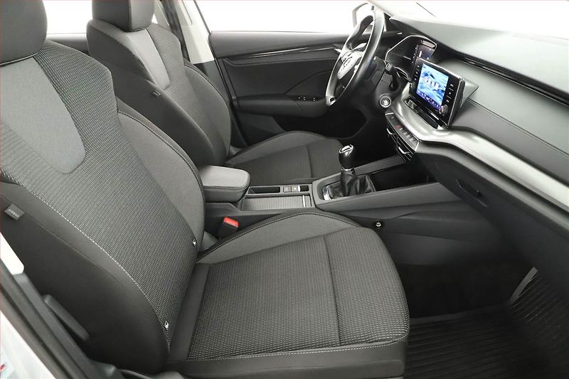 Škoda Octavia (2022) Ambition 2.0 TDI, ČR,1.maj - fotka 9 z 21