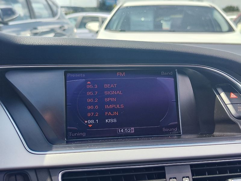 Audi S5 3.0 TFSI/245kW V6 Cabrio 4x4 - fotka 22 z 35
