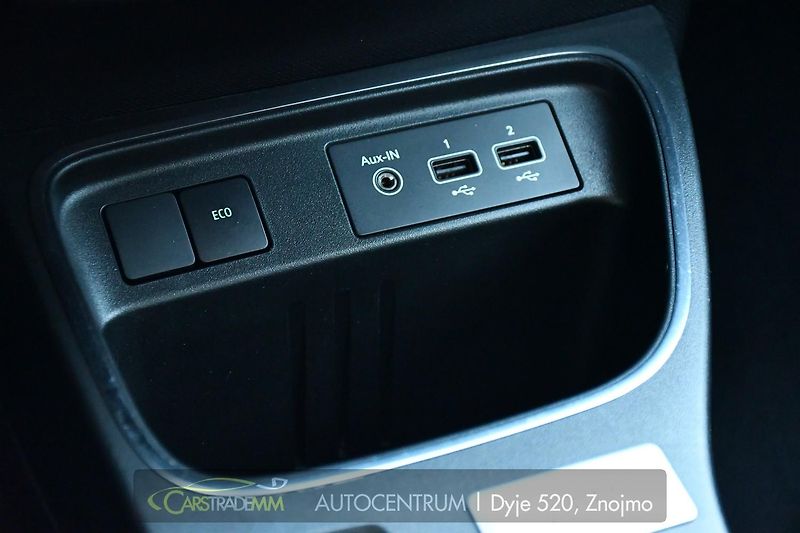Renault Twingo ZE VIBES VÝHŘEV - fotka 34 z 55