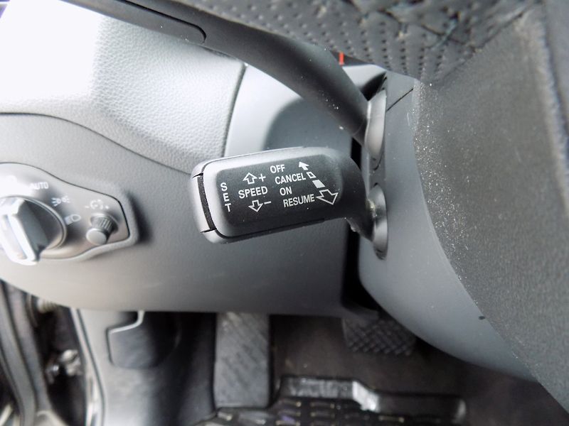 Audi Q5 (2010) 2.0TDI/4x4/Bi-xenon/LED/ - fotka 26 z 38