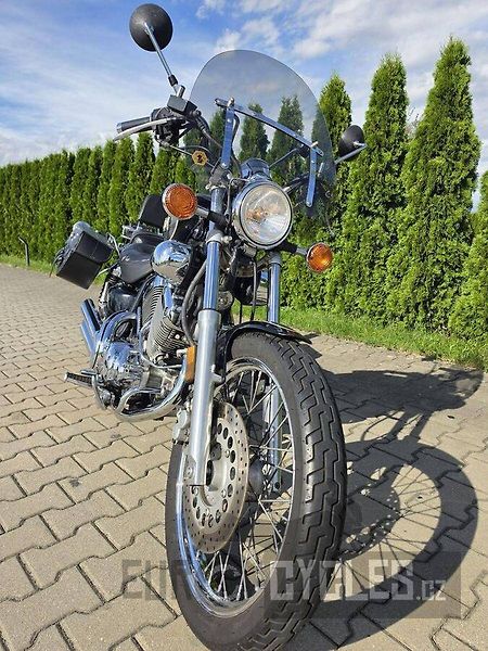 Yamaha XV 500 Virago (1995) - fotka 4 z 17